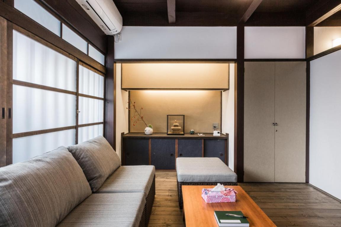 京町家一棟貸しkyoto Machiya Stay En Extérieur photo